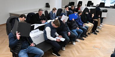 Derby-Krawalle: 22 Hooligans stehen vor Gericht 