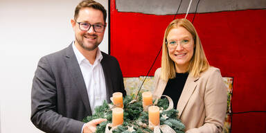 Adventkranz-Überraschung für politische Gegner 