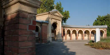 Bei Gruft-Aufbruch insgesamt 40 Särge beschädigt