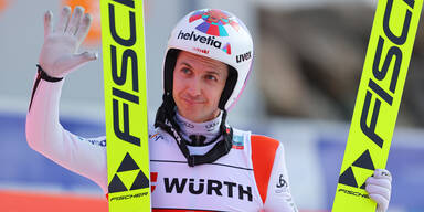 Skisprung-Star droht jetzt Weltcup- UND Olympia-Aus 