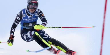 Shiffrin fährt allen davon, ÖSV-Damen droht Debakel