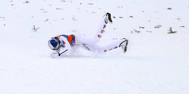 ÖSV-Schock: Shootingstar Embacher mit Horror-Sturz bei Skifliegen
