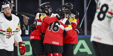 Eishockey-Team jubelt über Klassenerhalt