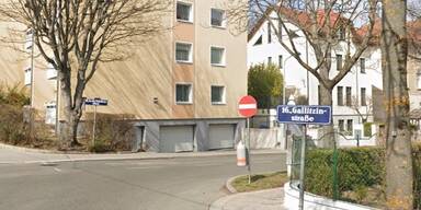 Teenie (17) mit Metallrohr von Kindern niedergeschlagen