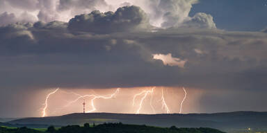 Blitze und Gewitter