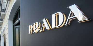 Nach Versace-Deal: Prada schließt weitere Übernahmen nicht aus