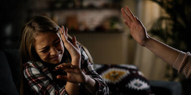 Schock-Umfrage: Jeder Dritte für "drastische Mittel" bei Kindererziehung