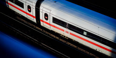 Syrer (20) greift Zugfahrgäste an – U-Haft droht
