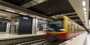 Zug erfasste Österreicher in Deutschland
