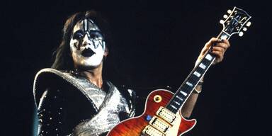 Kiss-Gitarrist Ace Frehley stirbt nach Sturz im Studio