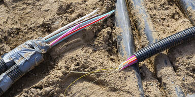 Kaputtes Glasfaserkabel