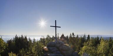 Gipfelkreuz im Böhmerwald