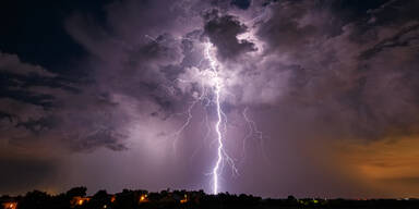 Jeden Tag Gewitter! Hier kracht es am öftesten