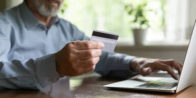 Pensionisten um Hunderttausende Euro abgezockt