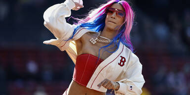 Heißes Gerücht: Cousine von Snoop Dogg in der Lugner City?