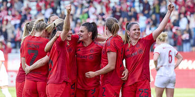 Sarah Zadrazil gewinnt mit Bayern das Double