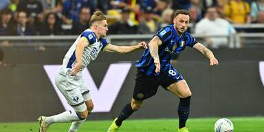 Arnie bleibt mit Inter an Leader Napoli dran