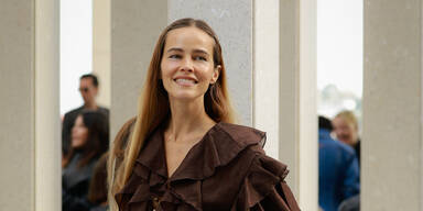 Isabel Lucas
