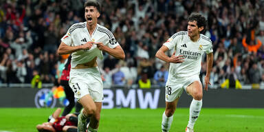 Barca noch nicht Meister: Real mit Last-Minute-Sieg