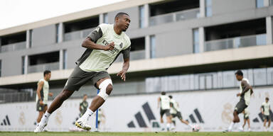 Spektakuläre Wende bei David Alaba (32)