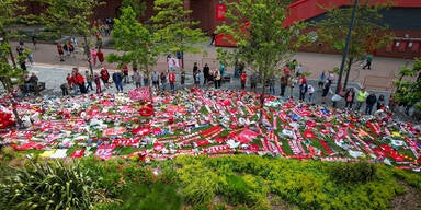"You'll never walk alone!" Totenwache für verunglückten Jota