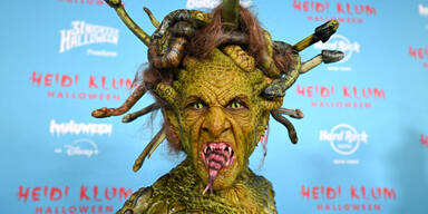 Heidi Klum schockt als monströse Medusa 