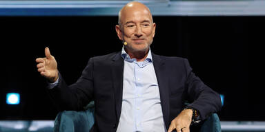 Jeff Bezos: Diese Arbeiter kann die KI niemals ersetzen