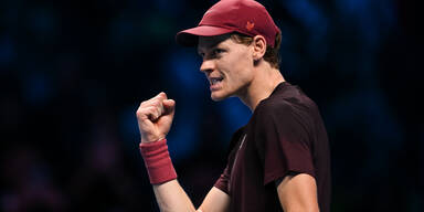 Sinner krönt sich zum Finals-Sieger