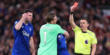 Premier-League-Star bekommt dümmste rote Karte aller Zeiten