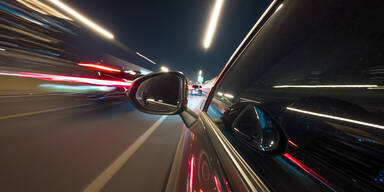 Wiener (54) raste mit 213 km/h über die A22