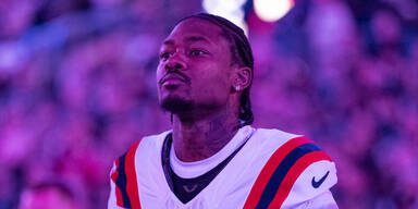 NFL-Superstar wegen Vorwurf der Strangulation vor Gericht