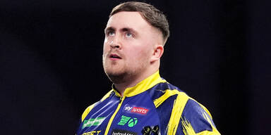 Pfiffe und Küsse: Darts-Wunderkind Littler (18) stürmt ins Finale