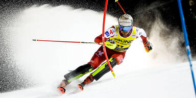 Hallberg vor zweitem Durchgang in Führung – Feller (14.) in Lauerstellung