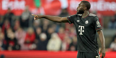 Bayern-Bosse genervt vom Vertrags-Poker mit Upamecano