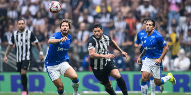 23 Rote Karten: Final-Derby endet mit Massenschlägerei