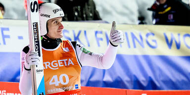 Debakel für ÖSV-Adler: Prevc gewinnt letztes Springen vor Olympia