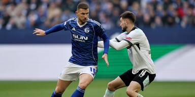 Last-Minute-Remis: Dzeko feiert Schalke-Traumdebüt