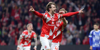 Freiburg mit Lienhart nach Schützenfest im Viertelfinale