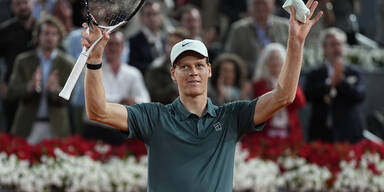 Real-Stars feiern Sinner-Sieg gegen Super-Teenie Jodar