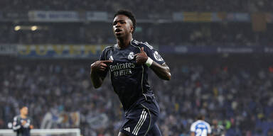 Real siegt - Barca muss noch auf Titel warten