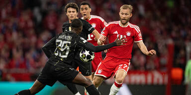 0:1 – Halbzeit: Laimer-Pech & Hand-Chaos in der Allianz Arena