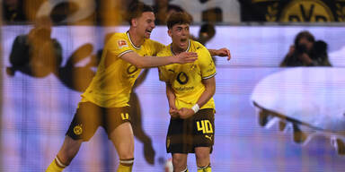 Dortmund sichert gegen Frankfurt Vizemeisterschaft