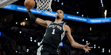 Riese "Wemby" glänzt: Spurs gleichen gegen OKC aus