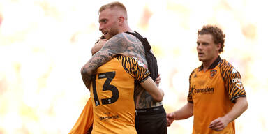 Drama in der Nachspielzeit: Kult-Klub kehrt in Premier League zurück