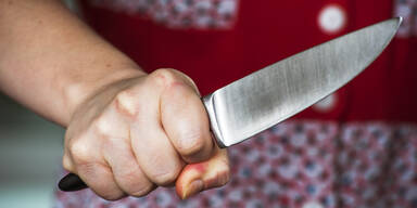 34-Jährige attackierte Partner mit Messer: Schwer verletzt