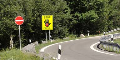 Geisterfahrer auf der Südautobahn – 6 Verletzte