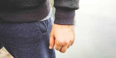 Frage der Ehre: Sittenwächter verprügelte 17-Jährigen in Park 