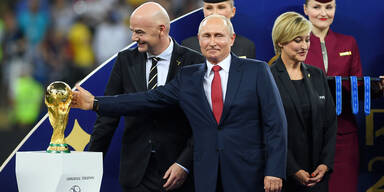 FIFA-Boss Infantino will Russland zurückholen