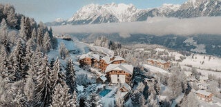 Hoeflehner-Winter25.jpg