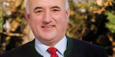 Hubert-Postiasi-e1742822998500 (1dddddd.jpg